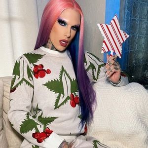 JEFFREY STAR GREEN LEAF WINTER EDITION SWEATER